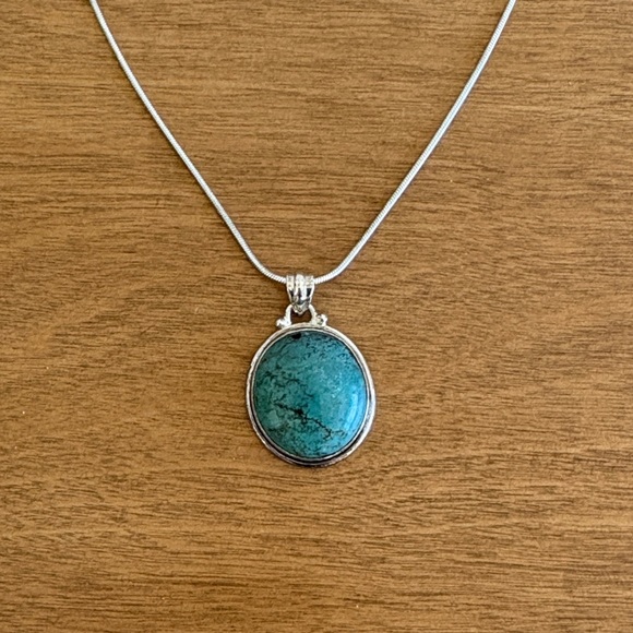 Elegant Silver Necklace with Turquoise Pendant - Picture 1 of 5